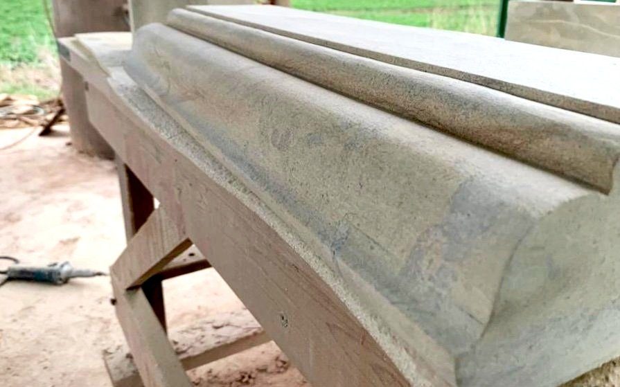 Curved stone coping