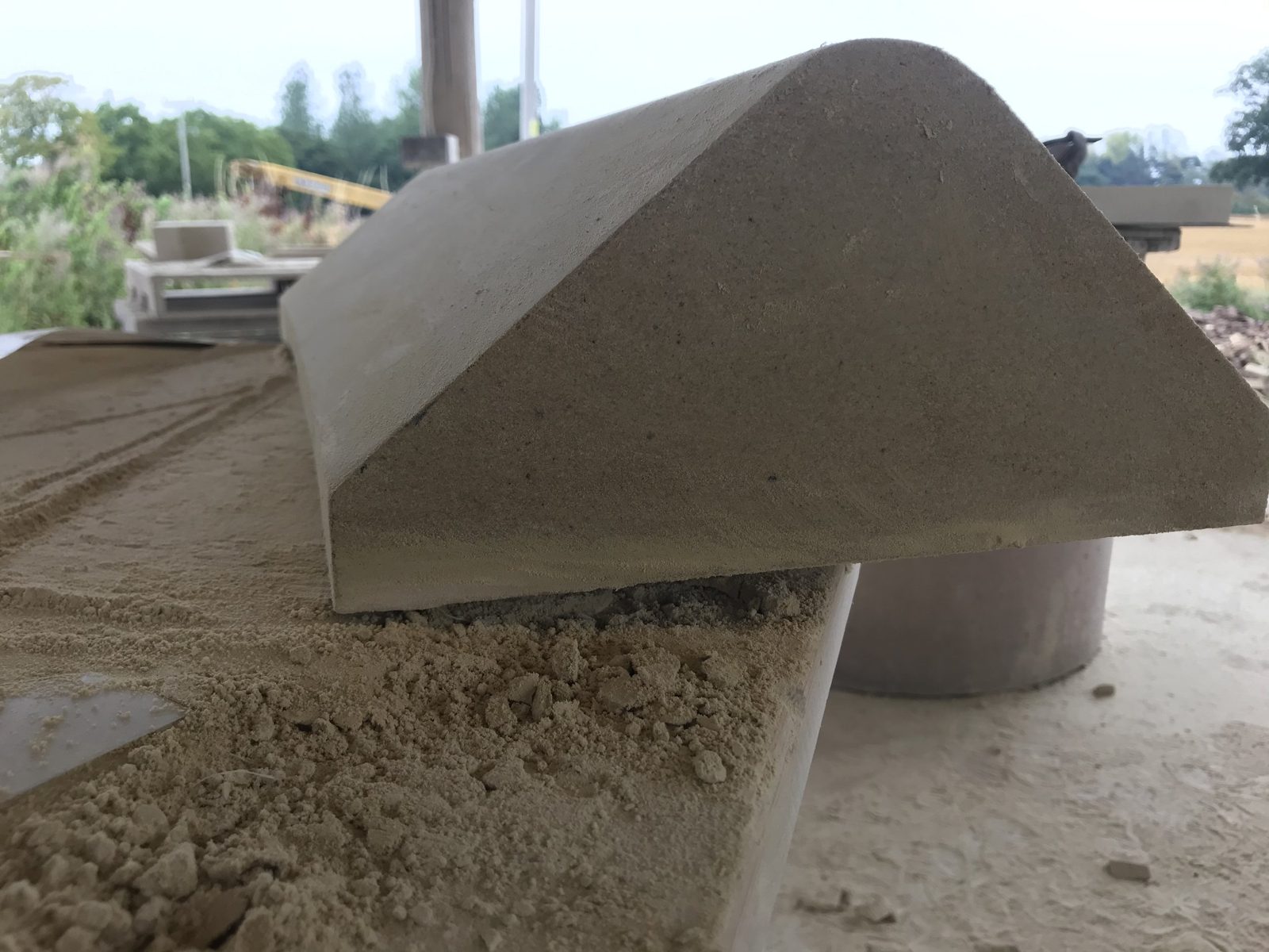 Saddleback coping